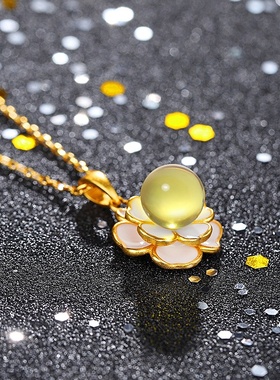 2021秋冬季国潮古典旗袍汉服配饰山茶花镶嵌二代蓝珀琥珀挂坠项链