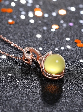 2021国潮新品配饰镀18K玫瑰金色镶嵌二代蓝珀琥珀蜜蜡吊坠项链女