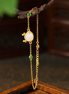 玉龙纳福手链女萌龙仿和田玉故宫招财龙年配饰轻奢本命年礼物