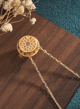 2021秋冬季国潮新品配饰古法镀金工艺镶嵌天然玉髓玛瑙挂坠项链女