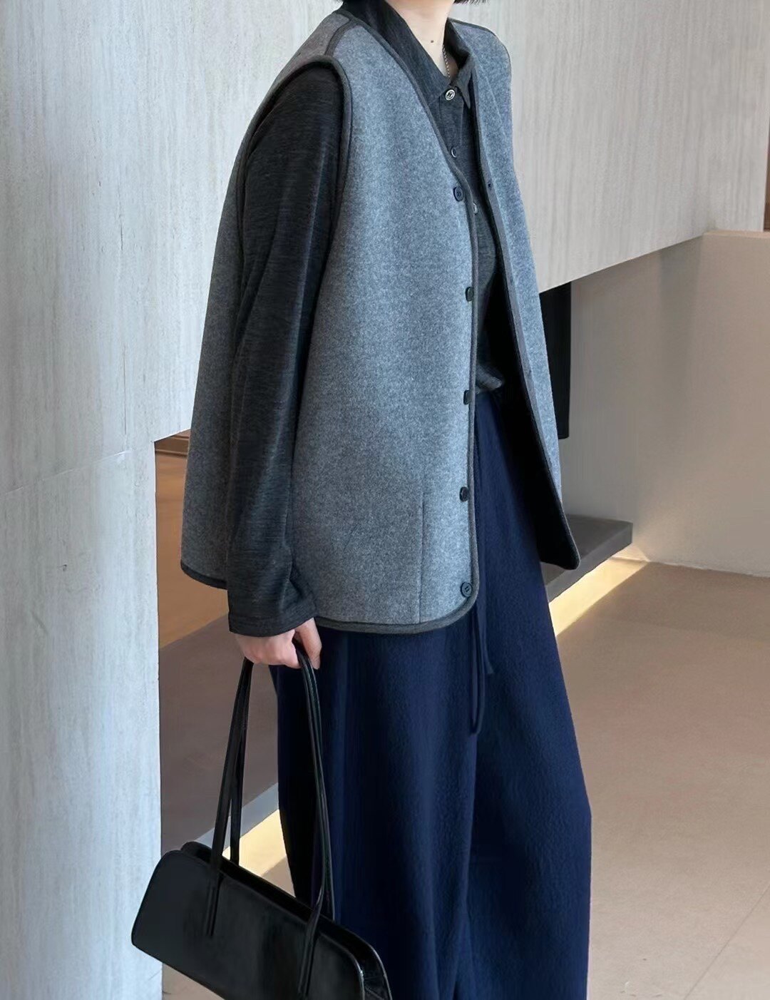 私信询价 秋季新款小众设计感毛衣羊绒上衣外套皮衣半裙长裤0920