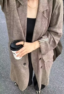 私信询价欧货设计师品牌2025年夏季 上衣半裙 新款 小众设计感衬衫