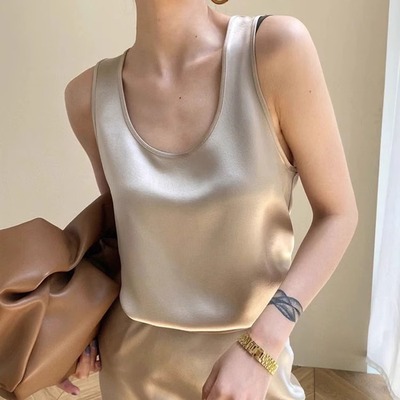 醋酸锻抗皱U领无袖背心