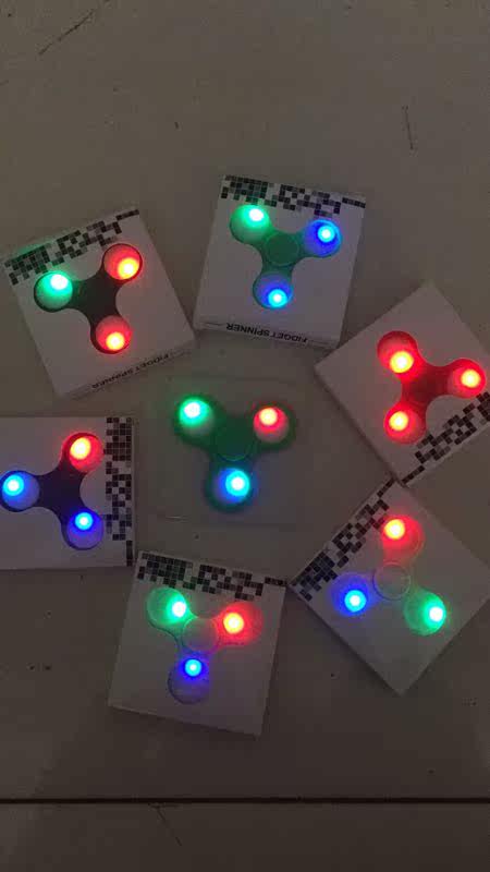 Finger spinner OTHER   - Ref 2615352 Image 3