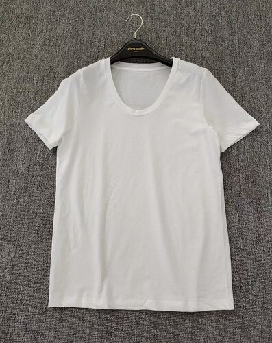 成人夏季新款休闲百搭短袖T恤女U领显瘦纯色上衣