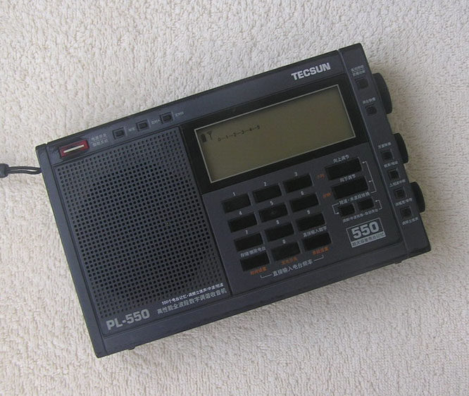 Tecsun PL-550 Radio