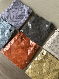 豆腐包 日本代工厂渠道 斜挎包 单肩包 最新 款