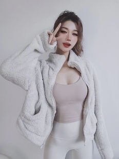 运动毛绒外套女士休闲保暖