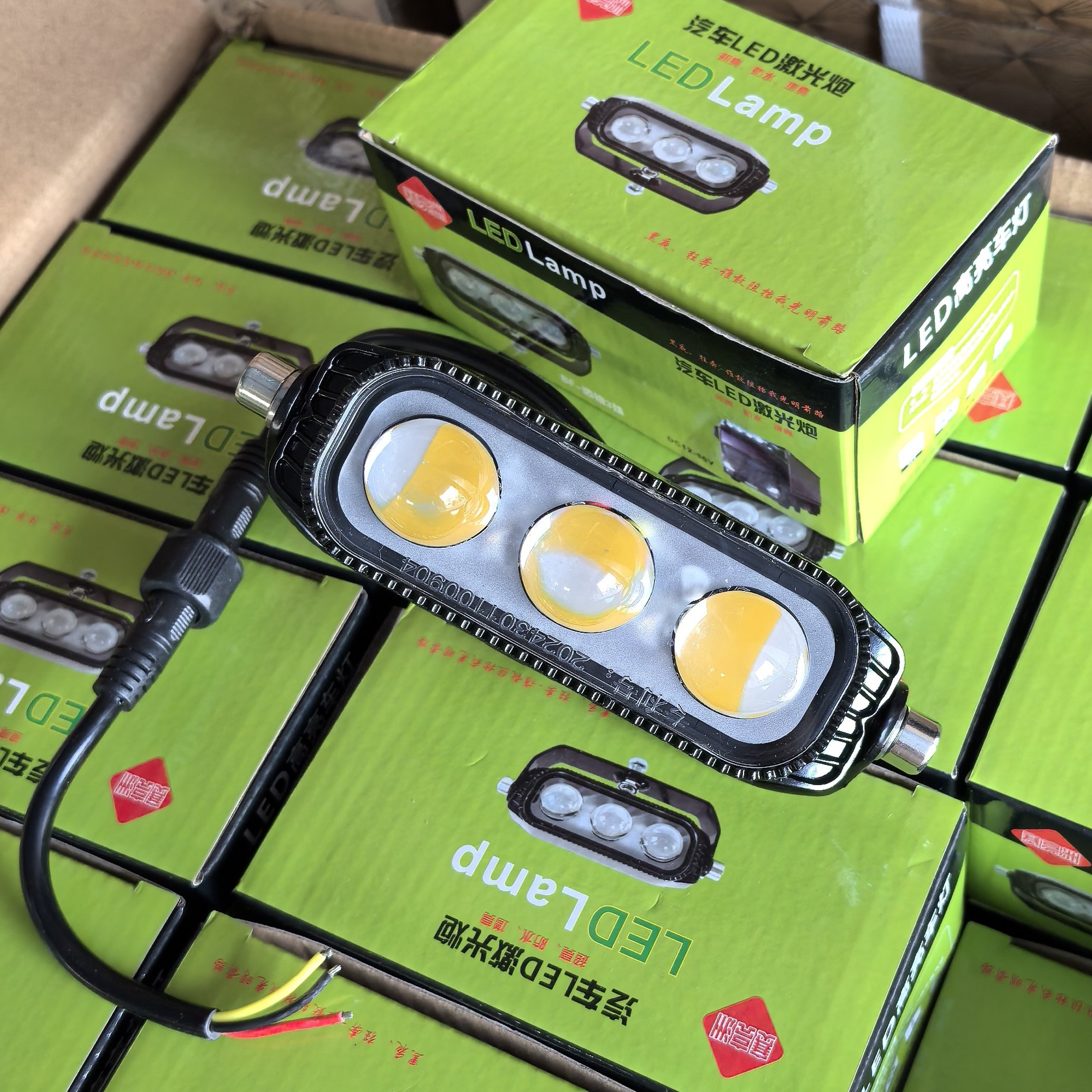 赛亮洲三珠led射灯电动车改装前大灯12V80V通用货车汽车中网灯,汽车零部件/养护/美容/维保,LED射灯,淘宝优惠券,粉丝福利购,淘宝优惠卷