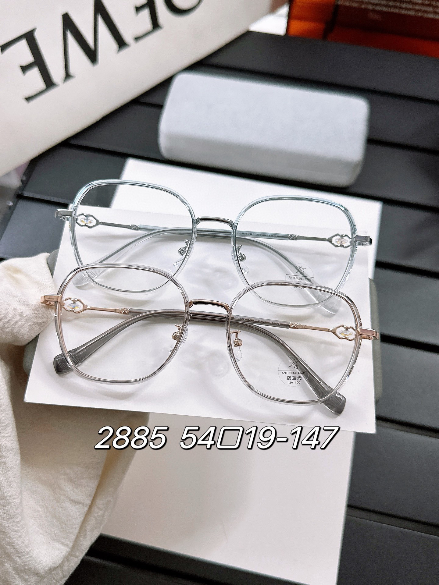 2885新款大框宽边璀钻气质金胶混合框子 size : 54□19-147