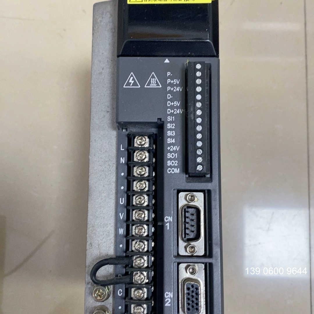 DS3E-20P7-PFA  迅捷750瓦伺服驱动器，拆需问价