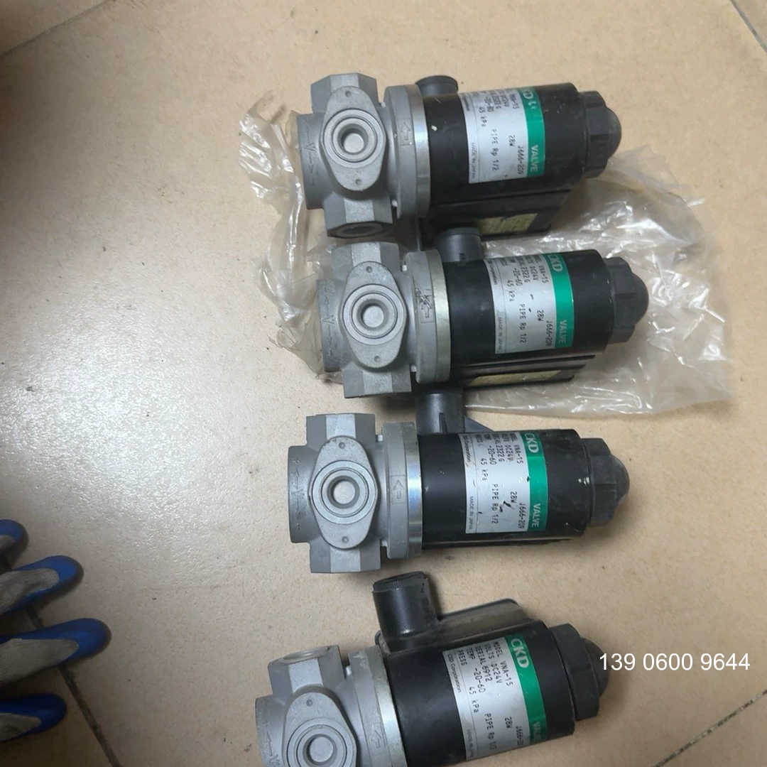 CKD 真空电磁阀VNA-15 DC24V需问价