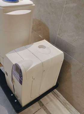 新到二手密理博Milli-Q Elix10 超纯水机需问价