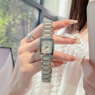 气质精致钢带酒桶型石英表 高级感2025新款 聚利时手表女款 轻奢时尚