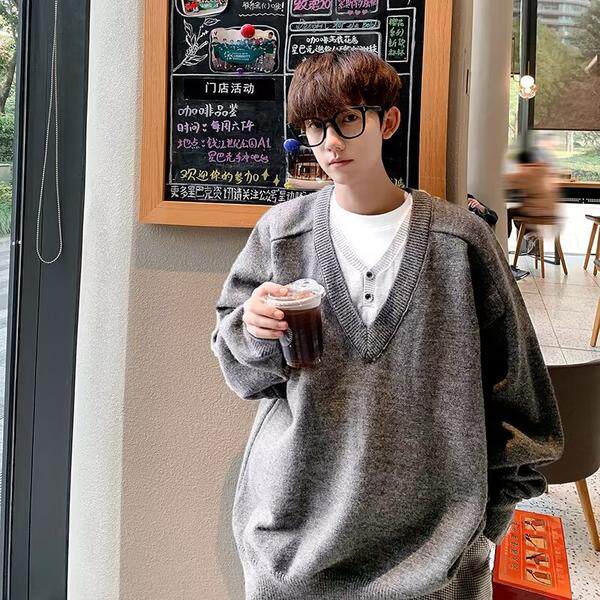 韩版V领宽松纯色灰色针织衫男冬季慵懒线衣假两件内搭毛衣男潮流