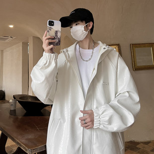 男款鳄鱼纹连帽冲锋衣PU皮夹克宽松大码外套男士户外防风帅气上衣