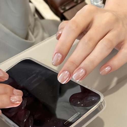 穿戴甲2025新款初恋白月光极光珍珠粉hailey海莉同款美甲短款学生