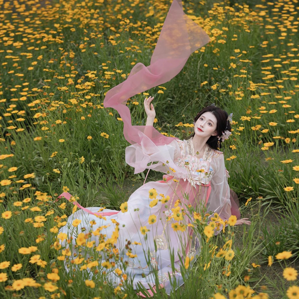 花漾鲤原创汉服女齐胸破裙汉元素重工刺绣中国风春夏日常唐制襦裙