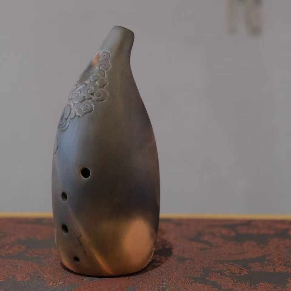 小孔一吹就响的埙分分钟吹曲