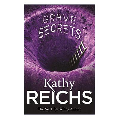 英文原版 Grave Secrets 挖 墓穴的秘密 女法医侦探推理悬疑小说 凯西·莱克斯 英文版 进口英语原版书籍