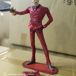 海贼王西装明哥多弗朗明哥王下七武海二次元手办模型摆件雕像礼物