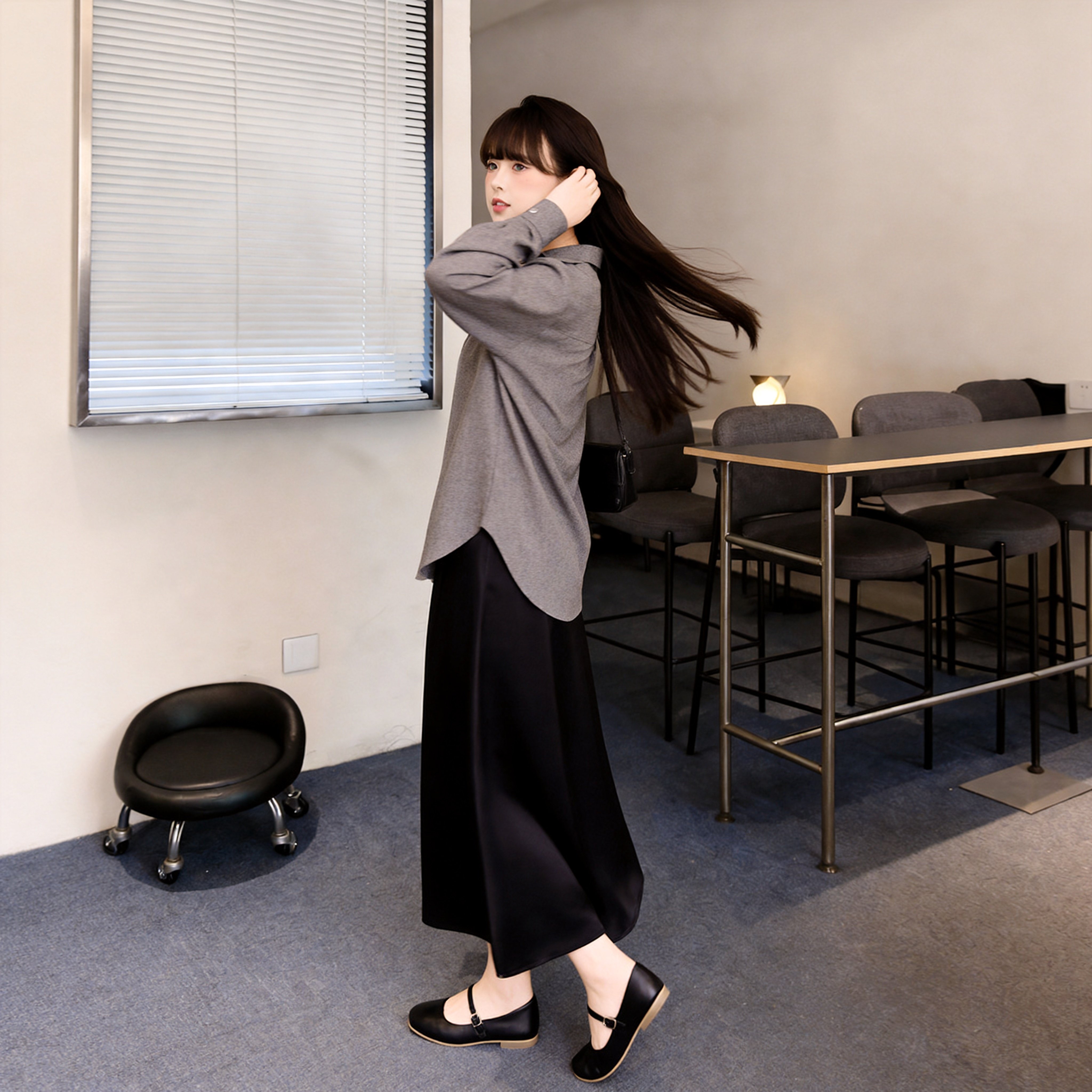 慕翎大码女装显瘦通勤两件套胖妹妹mm慵懒风黑色显瘦背心裙套装秋