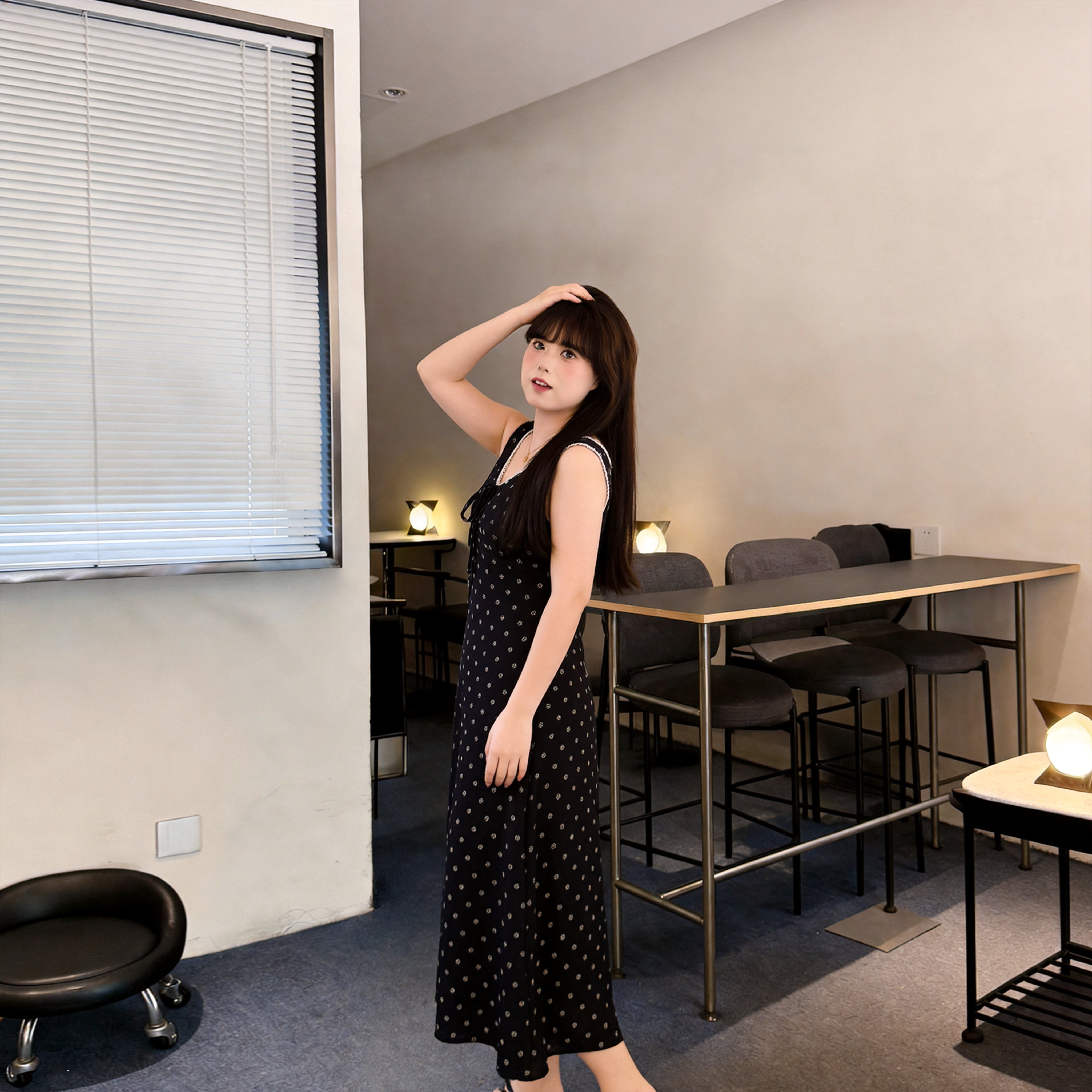 慕翎大码女装黑色波点V领连衣裙胖mm背心裙遮肉显瘦无袖长裙秋装