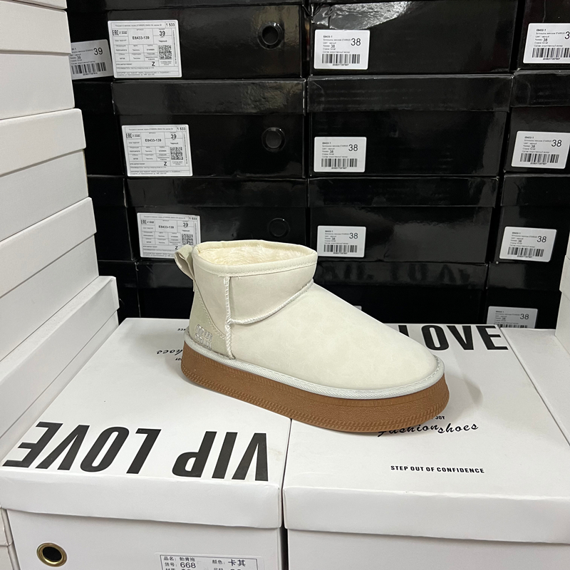 专g撤柜断码捡漏圆头厚底雪地靴女冬季加绒保暖休闲外穿棉鞋