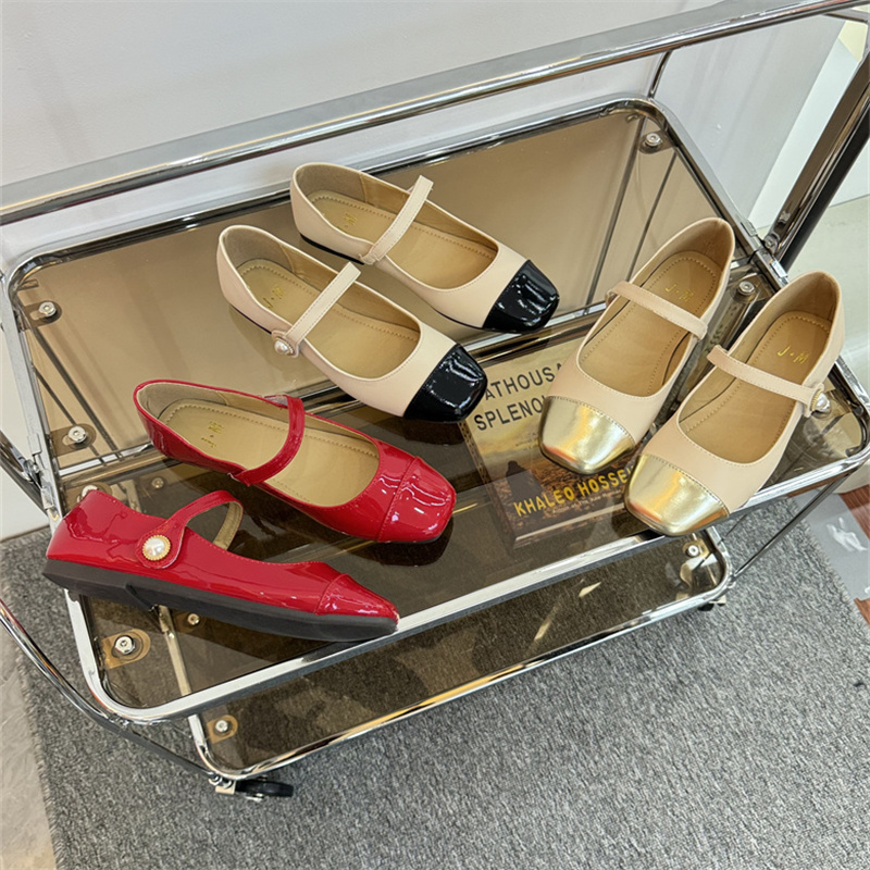 百搭一脚蹬懒人单鞋小香风平底鞋