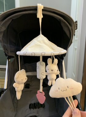 婴儿推车挂件风铃3-6个月新生儿床铃床挂宝宝车载吊伞安抚巾玩具