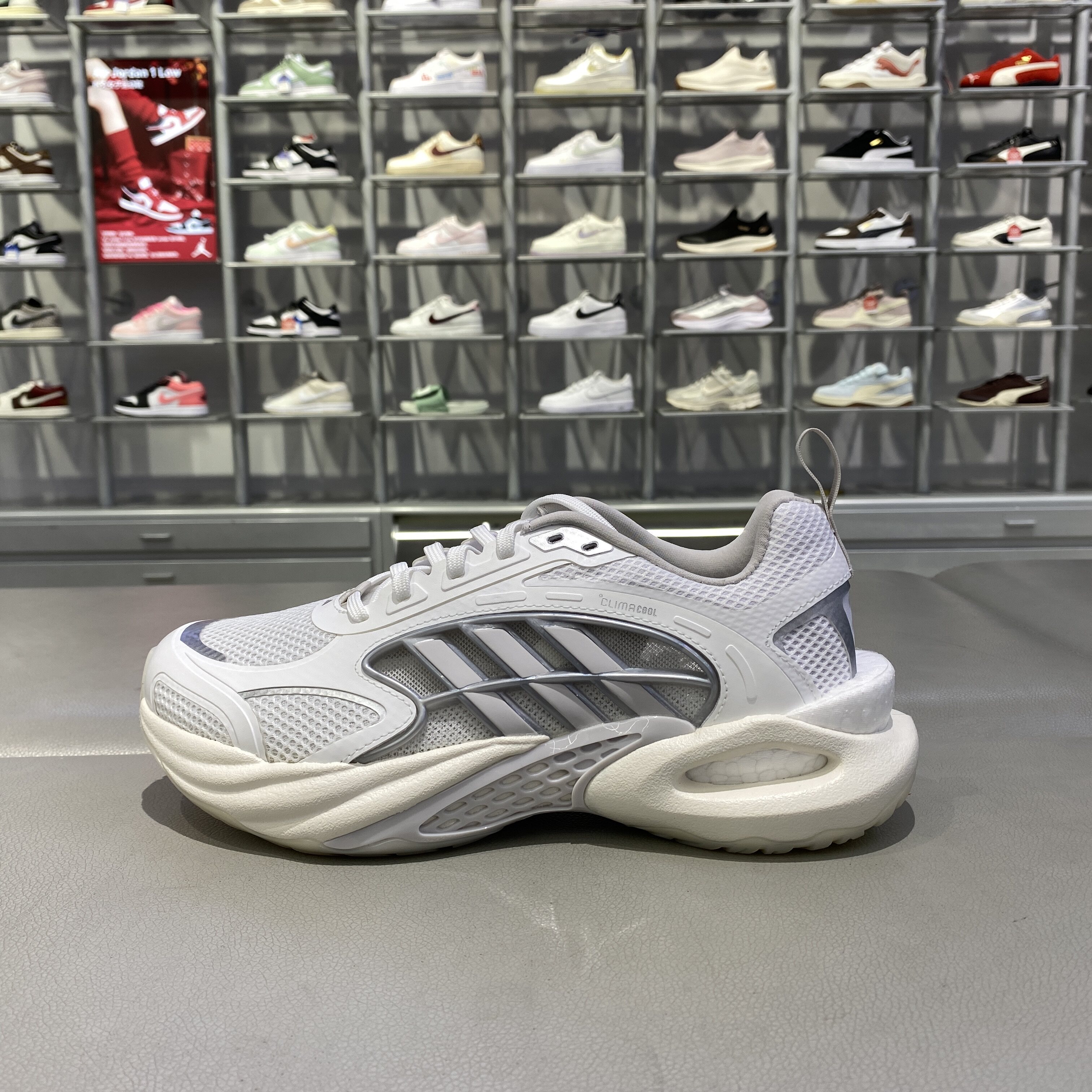 正品阿迪达斯ADIDAS男女跑步鞋