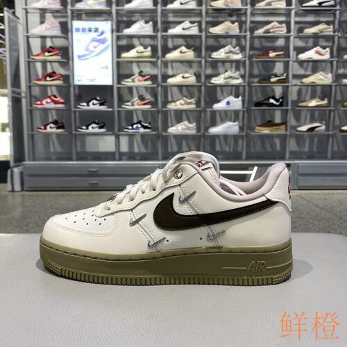 Nike耐克女AF1低帮系带板鞋