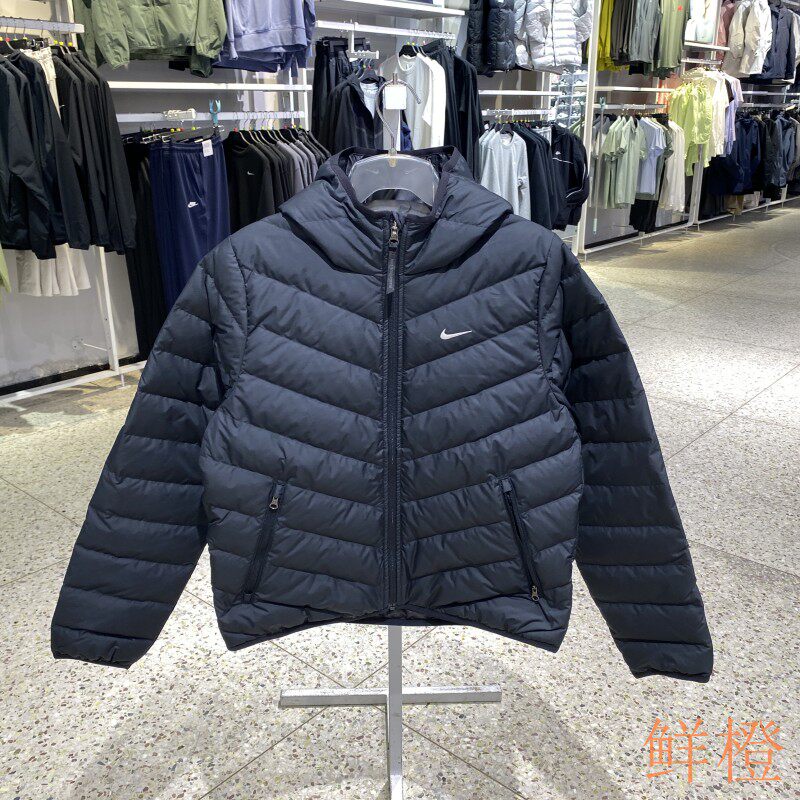 Nike女防风保暖连帽户外羽绒服