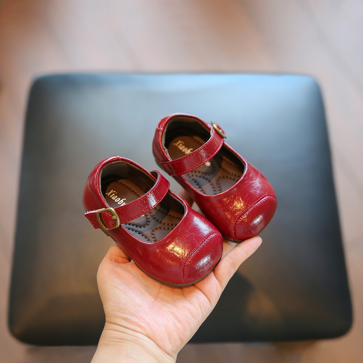 小步点女宝宝红色百搭公主鞋