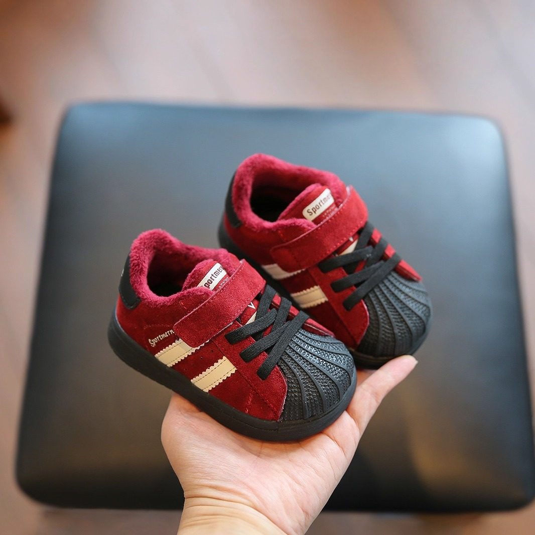 宝宝板鞋经典百搭加绒保暖