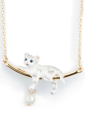 18K镀金手绘珐琅彩釉可爱俏皮小猫咪甜美珍珠吊坠项链锁骨链饰品