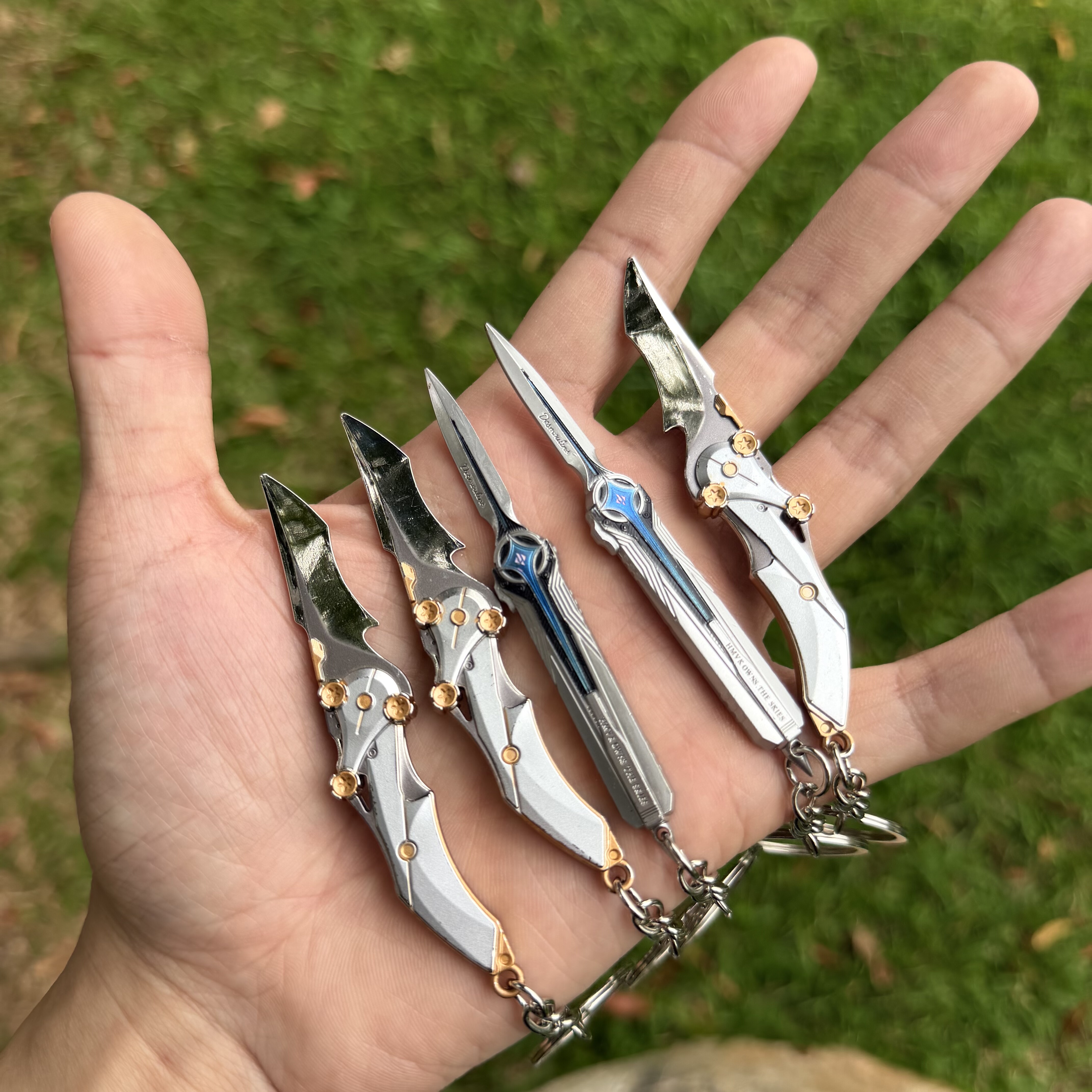 三角洲钥匙扣北极星模样怜悯金属小挂饰铁优质款模样挂件未开刃