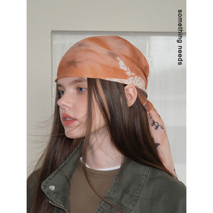 郑佰万 星星系列原创设计复古头巾春秋新款个性方巾女多戴法丝巾