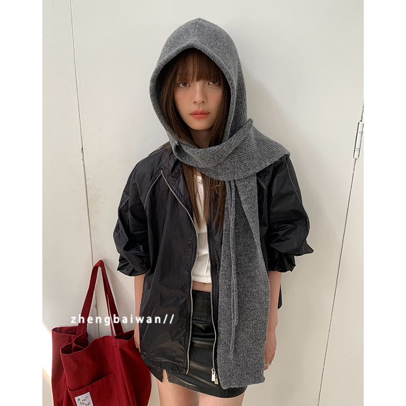 时髦潮酷连帽一体式围巾女