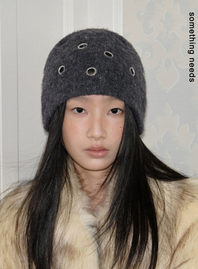 郑佰万 重磅自制！个性酷感气眼针织冷帽冬季保暖含羊毛包头帽女
