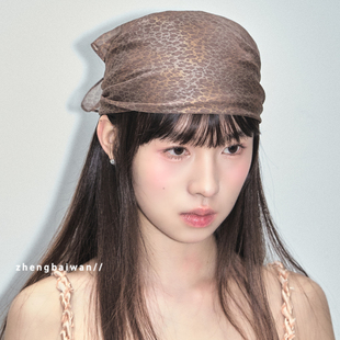郑佰万 方巾丝巾女潮 原创暗闪豹纹辣妹y2k包头头巾音乐节时髦薄款