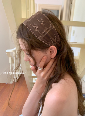 郑佰万小众设计叠戴层次感蕾丝飘带丝巾时髦百搭锁骨颈带围巾女潮