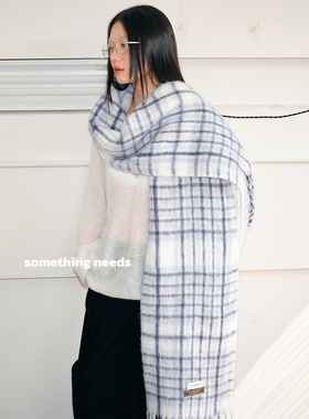 郑佰万 韩系高级感冬季保暖蓝白格围巾女护颈软糯马海毛围脖情侣