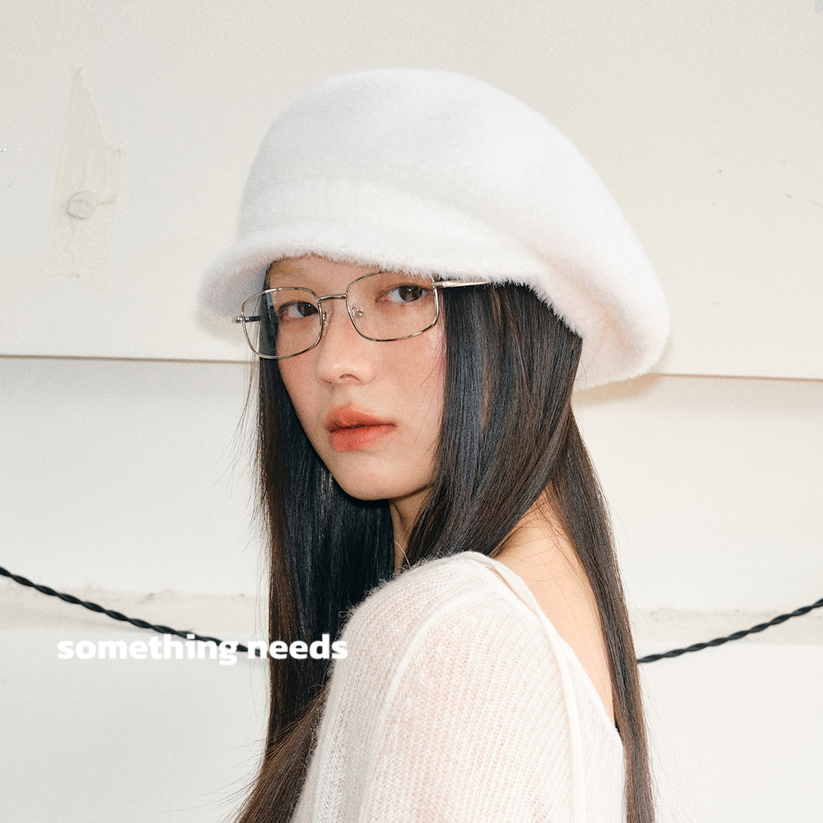 毛乎乎柔软休闲贝雷帽女