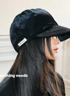郑佰万 时髦气质走秀款黑丝绒棒球帽子女春秋休闲高级感马术帽韩