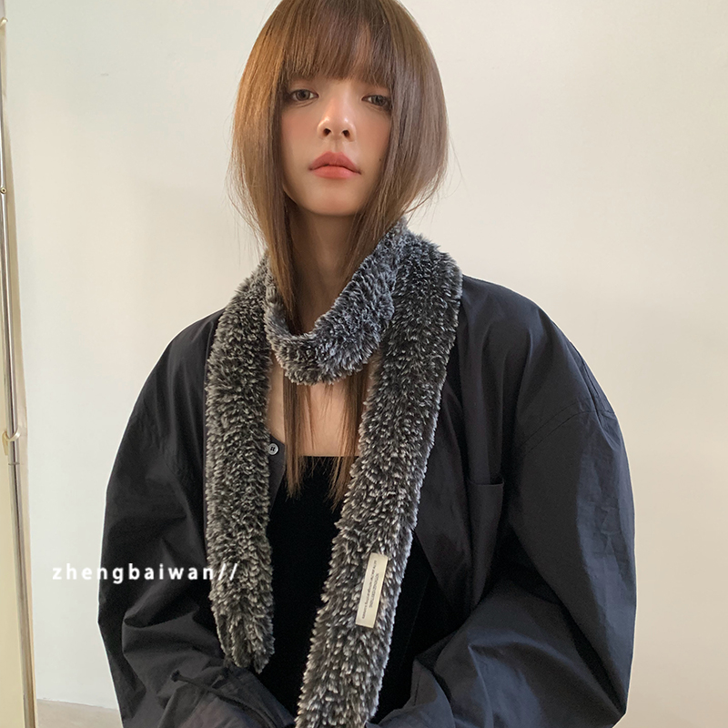 郑佰万韩版小众毛绒时髦围巾女