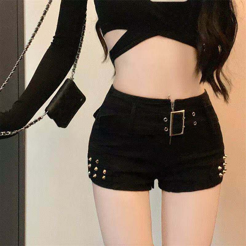 黑色辣妹低腰牛仔超短裤女排扣修牛仔裤