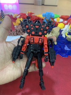 泰坦音响人 全身可动 3d打印玩具