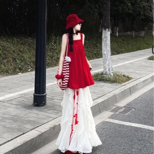 韩系红色露背无袖吊带女外穿2025新款减龄气质绝美鱼骨上衣加半裙