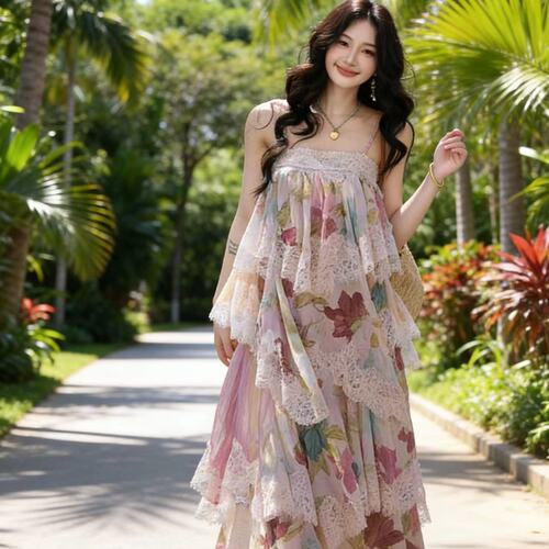 杨小卷艺术生明媚穿搭碎花蕾丝吊带连衣裙女春夏绝美蛋糕连衣裙
